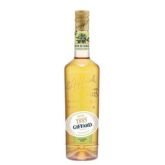 Bouteille de sirop de fleur de sureau sans alcool de la marque Giffard, sur fond blanc.
